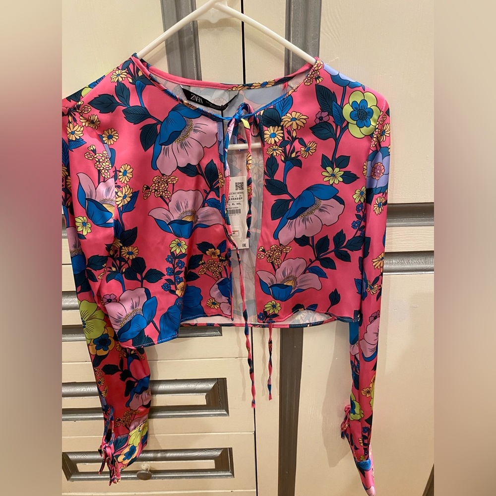 Brand new Zara top